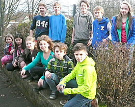 Heureka-Erfolg: Hanna, Jessica, Lea-Celina, Sandra, Fabian, Julius (u.v.l.), Robin, Felix, Alexander, Sven, Caroline (o.v.l.) 