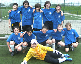 Erfolgsverwöhnte Truppe: Das Unterstufenteam des Ernst-Mach-Gymnasium unterstrich seine Favoritenrolle 